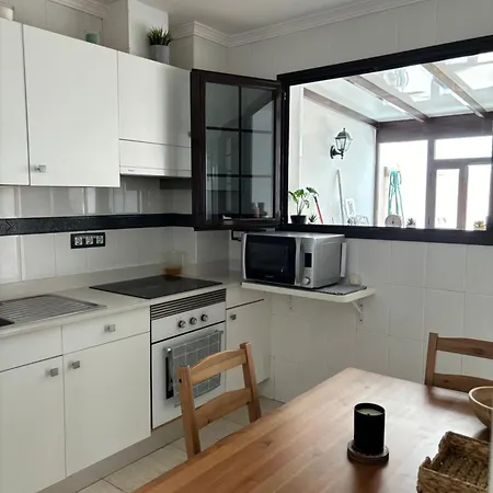 Casa Amplia Y Moderna De 3 En Complejo Con Piscina بيت للعطل كوستا تاغيسي