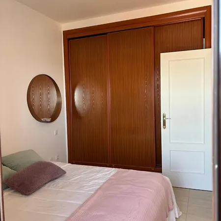 Casa Amplia Y Moderna De 3 En Complejo Con Piscina بيت للعطل كوستا تاغيسي